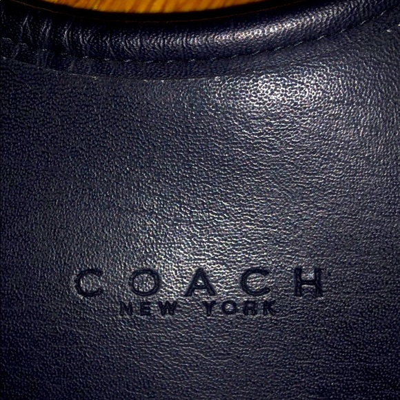 Coach Handbags - Coach handbag (like new)